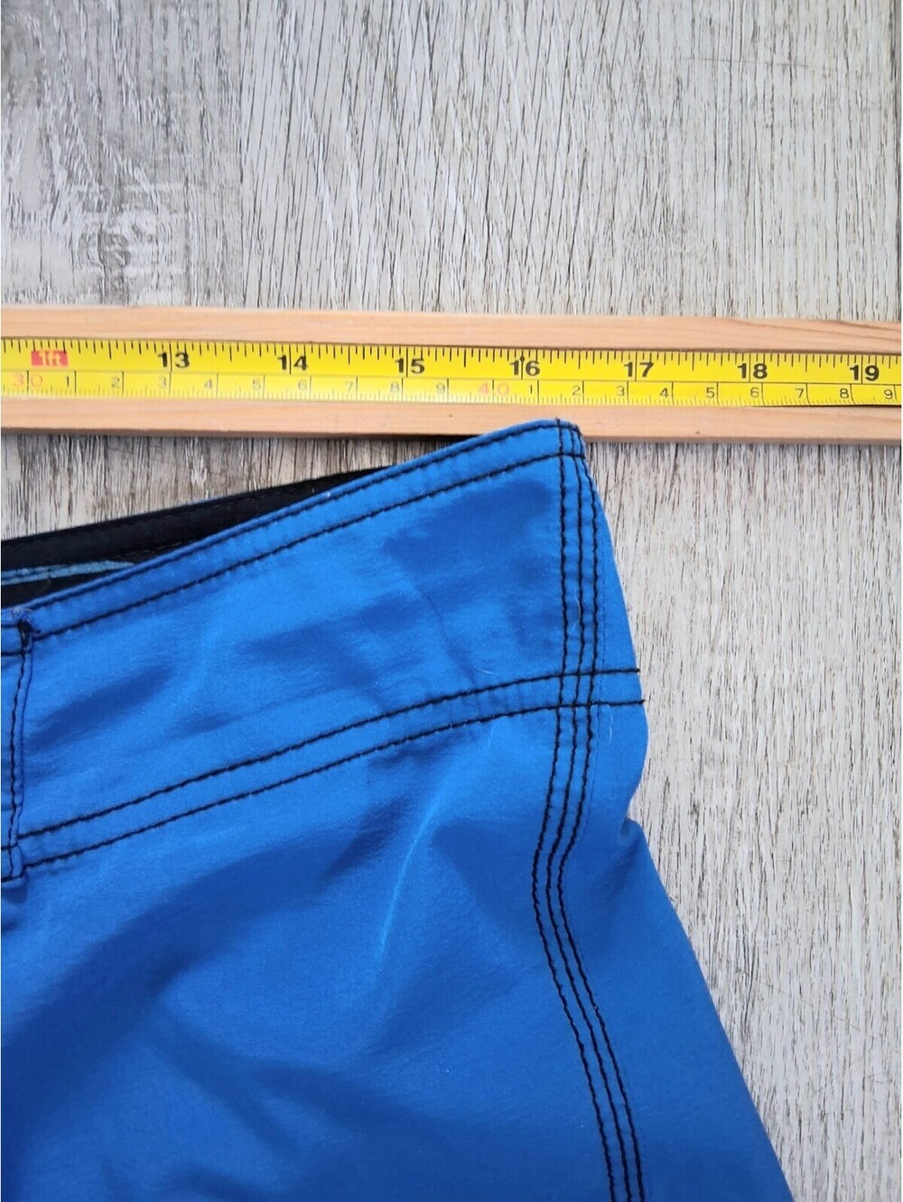 Ripzone Men's Size 32 (M) Blue With Black Stitch Drawstring Stretch Board Shorts - Picture 7 of 11